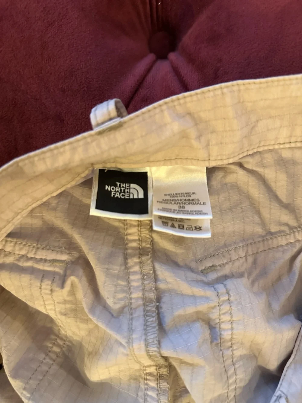 TNF2 Pairs of Men's Pants Convertible and Tech/Hiking 38 and 40 W